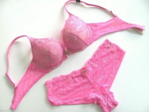 चड्डी और ब्रा Ladies Sexy Net Bra Panty Set Images for wife and Bhabhi