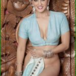 Sunny Leone takes off her saree bra and panties and showing sexy boobs and ass Bollywood actress Sunny Leone nude 12