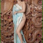 Sunny Leone takes off her saree bra and panties and showing sexy boobs and ass Bollywood actress Sunny Leone nude 14