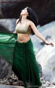 South Actress Anushka Shetty Nude Sex xxx Pussy Images Nangi Apani Chut Dikha Rahi Hai Hot Indian actress Anushka Shetty naked xxx Showing Milky tits (29)