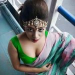 Sexy Indian girl in Blouse showing Big Boobs and Cleavage desi boobs pics hot boobs images Hot Indian Girls photos (35)