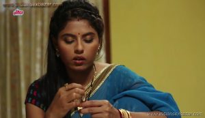 Indian Sexy and very Hot housewife bhabhi Hot masala pictures Real Life Hot Figures with Curves Sexy Desi Spicy Aunties and Bhabhis Beautiful Sexy Indian Housewife and Bhabhi Body Pictures (14)