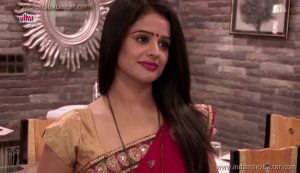 Indian Sexy and very Hot housewife bhabhi Hot masala pictures Real Life Hot Figures with Curves Sexy Desi Spicy Aunties and Bhabhis Beautiful Sexy Indian Housewife and Bhabhi Body Pictures (25)