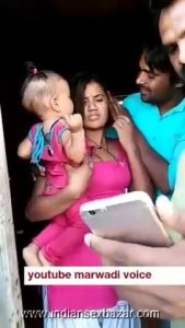 जवान माँ का बच्ची के सामने बलात्कार करते हुए Nude Images XXX pic Indian Full HD Porn (2)