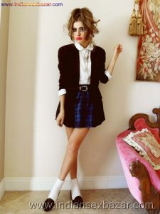 Mini Skirt XXX pic Sexy Short Skirt School Girls Photo Mini Skirt Teenage Girls School girl porn xxx photo (3)