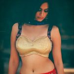 Real Life Indian Hot Girl Photo Real indian girl beauty sexy indian girls images free download (765)