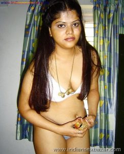 Full HD Indian Porn Neha Nair amateur porn star private pics Indian Housewife XXX Porn (4)