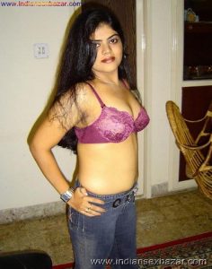 Full HD Indian Porn Neha Nair amateur porn star private pics Indian Housewife XXX Porn (8)