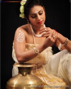 Newly Married Nude Indian Bride Beautiful Cute young indian bride Indian Bride full xx nude pic (10)
