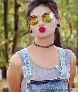 indian hot girl pic देखते ही मुठ मारने का मन करेगा इंडियन माल के मस्त सेक्सी और होट फोटो (23)