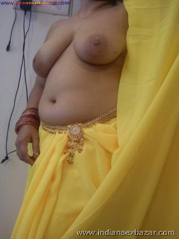 मोटे मोटे बूब्स वाली भाभी अपने मस्त इस्तानो को बोबो को दिखाते हुए नंगी Big Boobs Nude Photo Girls Nude Boobs (10)