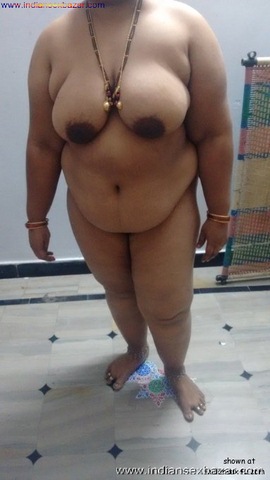 मोटे मोटे बूब्स वाली भाभी अपने मस्त इस्तानो को बोबो को दिखाते हुए नंगी Big Boobs Nude Photo Girls Nude Boobs (37)