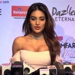 Indian Bollywood Sexy Actress Nidhi Agarwal Showing Big Boobs At Filmfare Glamour And Style Awards 2017 XXX Nude Porn Pic Download (4)