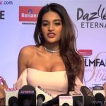 Indian Bollywood Sexy Actress Nidhi Agarwal Showing Big Boobs At Filmfare Glamour And Style Awards 2017 XXX Nude Porn Pic Download (7)