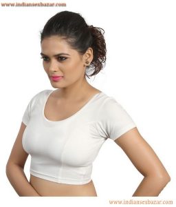 Without Saree Porn Indian Girls In Tight Fitting Blouse Showing Nice Boobs Very Hot Pictures (15)