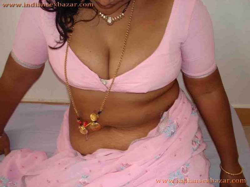 Indian Call Girl Randi Giving Sexual Pleasure To Businessman XXX Pic 10