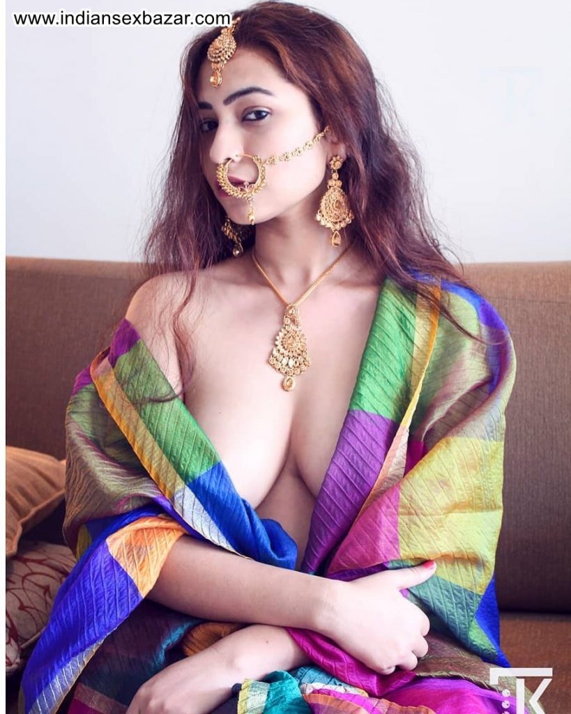 Half Nude Newly Married Indian Bride XXX HD Porn Pic Collection 15