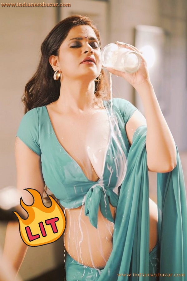 Sexy Navel Of Newly Married Indian Bhabhi Very Hot Photos 7