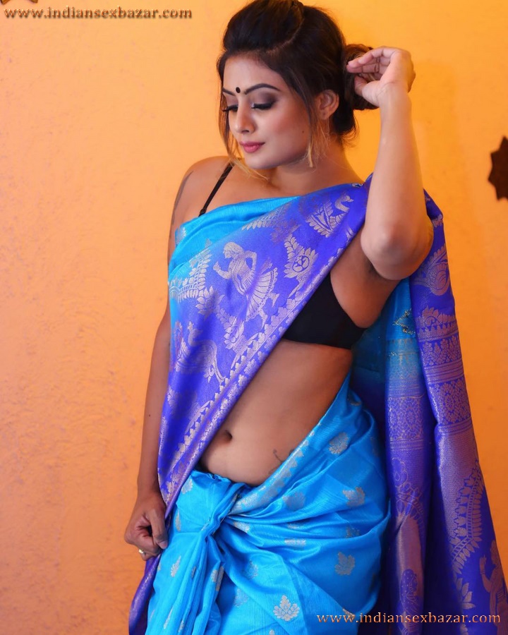 Sexy Navel Of Newly Married Indian Bhabhi Very Hot Photos 8