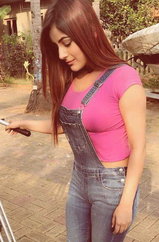 Bigg Boss 13 Contestant Shehnaaz Gill Nude Fucking XXX HD Porn Pic Punjabi Actress Sex Photos 3