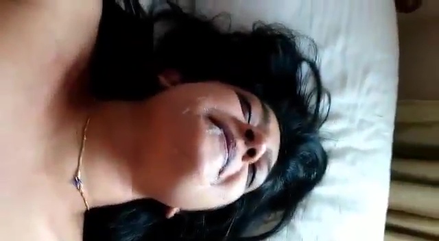 चुदाई के बाद लड़की के मुंह पर वीर्य निकालते हुए Indian Porn Video XXX Photo Gallery 7