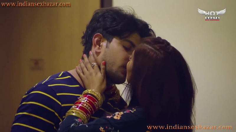 दोस्तों ने अपनी अपनी बहनों को ग्रुप चुदाई के लिये परोसा Hindi Sex Story Kissing XXX Pic 1