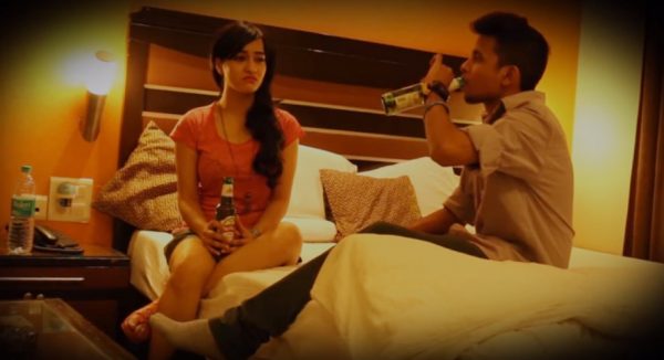 दारू पीते हुए Drink Indian Brother And Sister XXX Sex Story In Hindi सगी बहन ने भाई के बिस्तर गर्म करे शराब के नशे में Hindi Sex Story