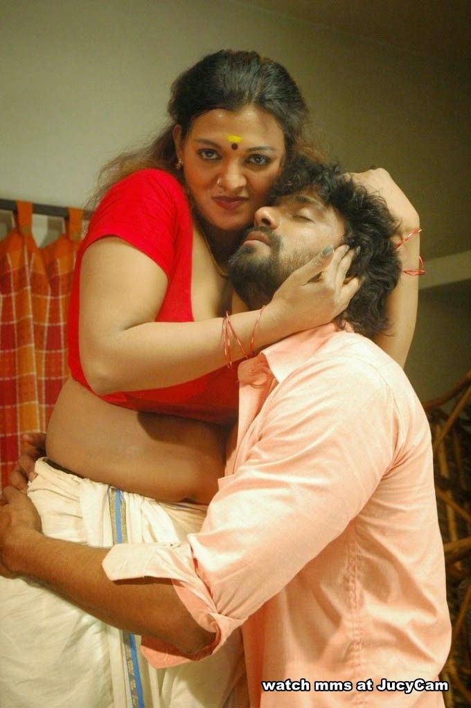 तेरे पति का लौड़ा मेरी चूत मेरे पति का लौड़ा तेरी चूत Hindi Group Sex Story