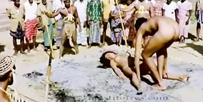 जंगली मर्दों के द्वारा जंगल में सामूहिक चुदाई आदिवासी लड़की की XXX Sex Video And Photo