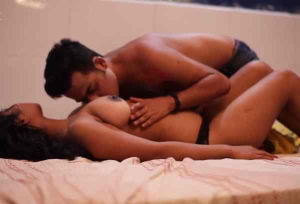 Meri Behen Ko Dosto Ne Choda Hindi XXX Sex Story 3