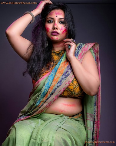 होली पर खुबसूरत भाभी के सेक्सी जिस्म के साथ मस्ती करते हुए देवर Hot Photos Bold Pictures 1