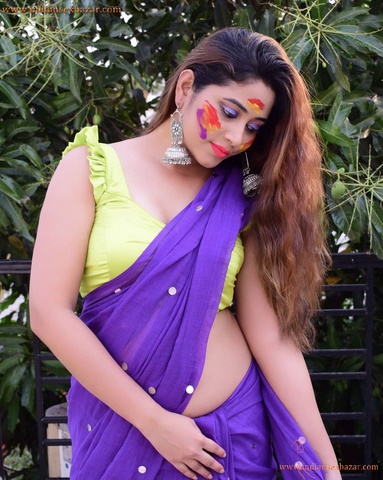होली पर खुबसूरत भाभी के सेक्सी जिस्म के साथ मस्ती करते हुए देवर Hot Photos Bold Pictures 11