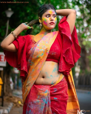होली पर खुबसूरत भाभी के सेक्सी जिस्म के साथ मस्ती करते हुए देवर Hot Photos Bold Pictures 17