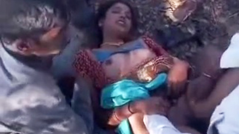 Adorable-Desi-Randi-Outdoor-Group-Sex-MMS-Indian-Sex-Worker-Gang-Bang-Porn-XXX-Sex-Video