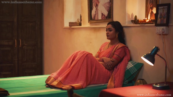Baba-Nirala-and-Indian-Unconscious-Housewife-Sex-Video-Aashram-B-Grade-Movie-Photos-Season-1-Episode-9-1