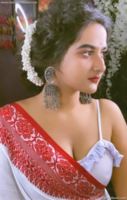 शराब के नशे में सविता भाभी के ब्लाउज के सारे बटन खोल दिए उन्होंने मेरी चड्डी हिंदी सेक्स स्टोरी (3)