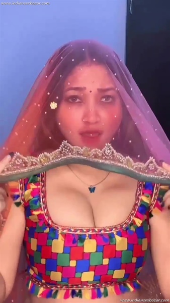 Big-Bouncing-Boobs-Of-Sexy-Indian-Girls-Hot-Breast-Photos-and-HD-Videos-7