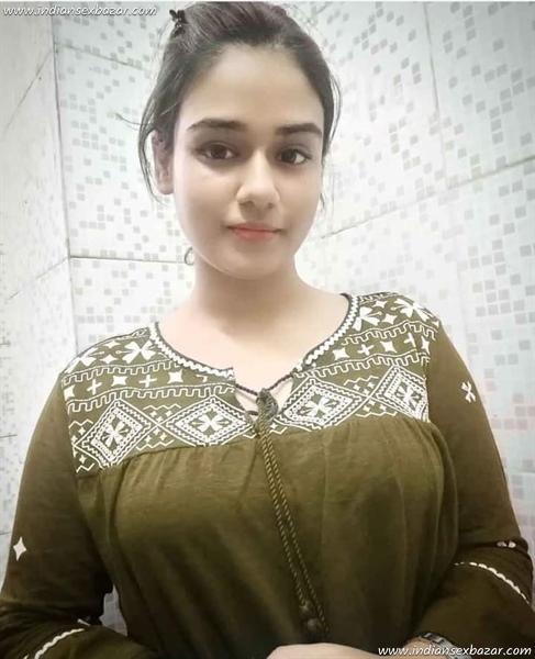 जबरदस्ती-गेंगबेंग-सेक्स-किया-पापा-के-तीन-बेवड़े-दोस्तों-ने-मेरे-साथ-हिंदी-ग्रुप-सेक्स-स्टोरी-1