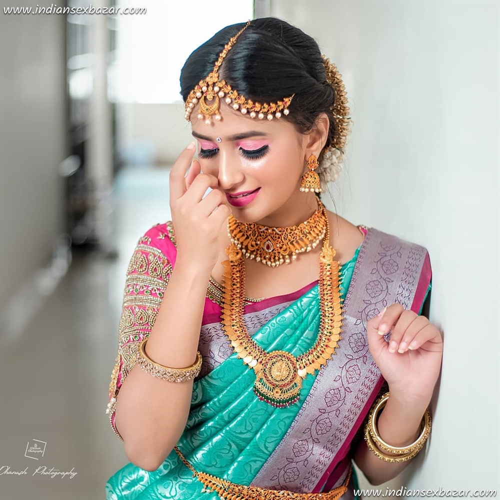 Free-Watch-Download-Stock-Photos-South-Indian-Bride-Full-HD-Pics-Bridal-Makeup-Dresses-Jewelry-Images-13