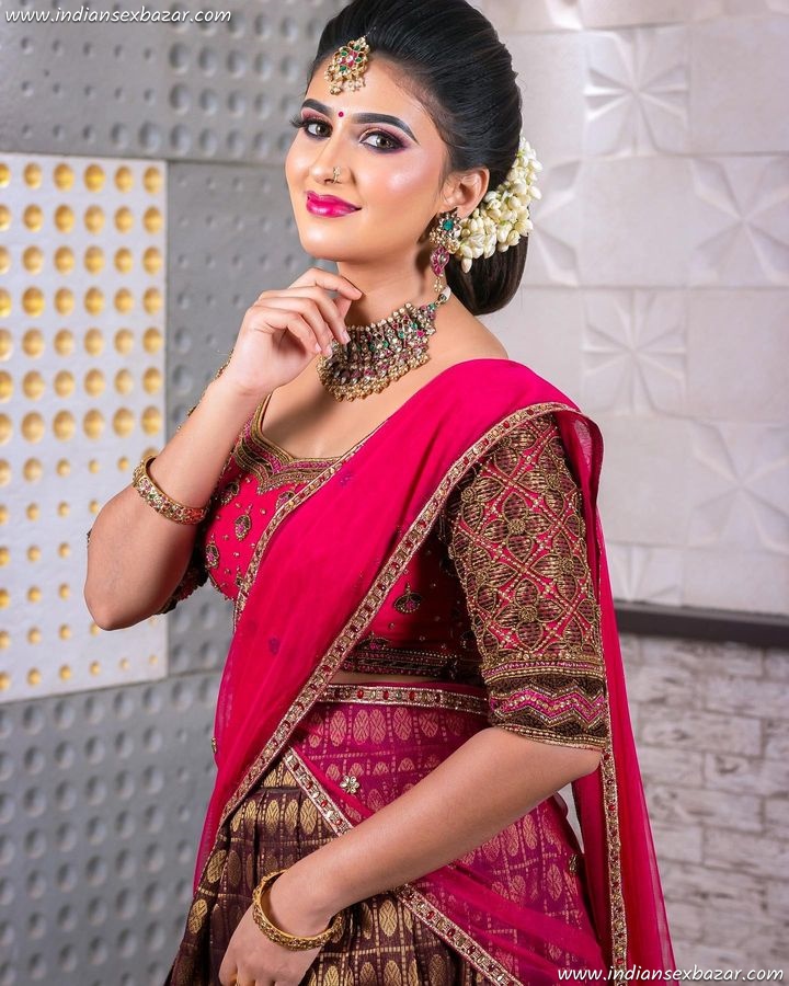 Free-Watch-Download-Stock-Photos-South-Indian-Bride-Full-HD-Pics-Bridal-Makeup-Dresses-Jewelry-Images-14