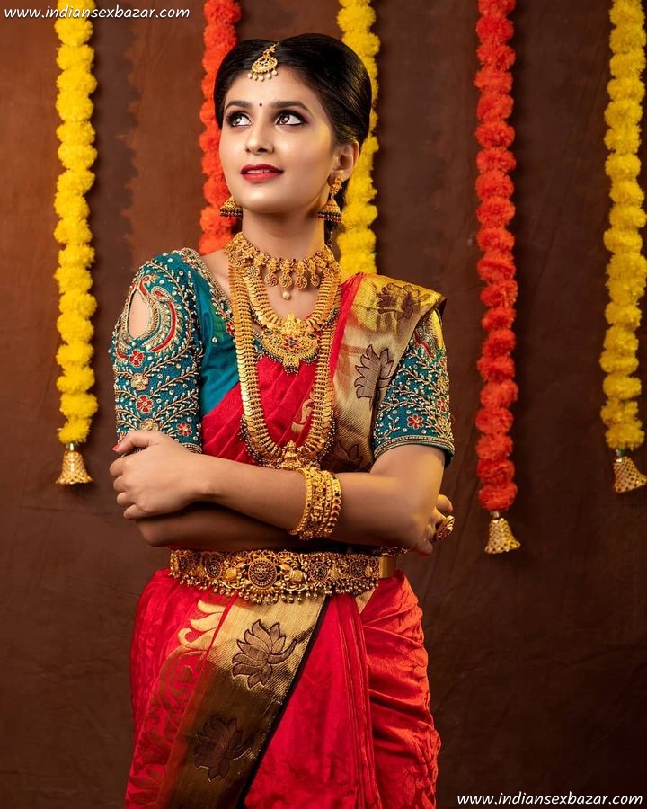 Free-Watch-Download-Stock-Photos-South-Indian-Bride-Full-HD-Pics-Bridal-Makeup-Dresses-Jewelry-Images-17