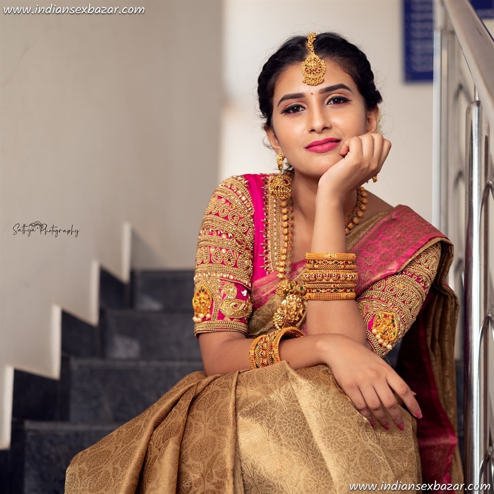 Free-Watch-Download-Stock-Photos-South-Indian-Bride-Full-HD-Pics-Bridal-Makeup-Dresses-Jewelry-Images-8