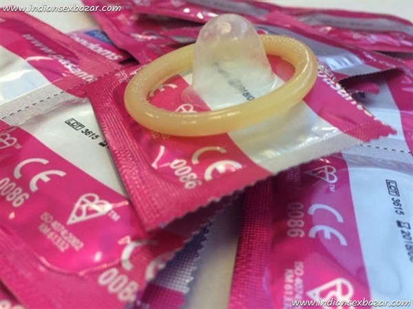 मेल-कंडोम-उपयोग-करने-की-विधि-how-to-use-male-condom