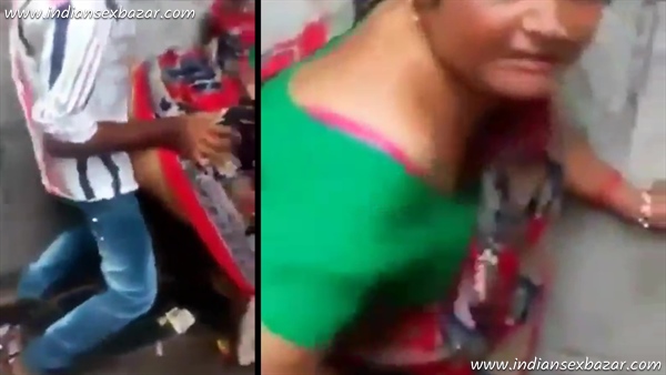 सुबह-सवेरे-कचरा-बीनने-वाली-औरत-की-सड़क-पर-चुदाई-करी-इंडियन-देसी-XXX-सेक्स-विडियो