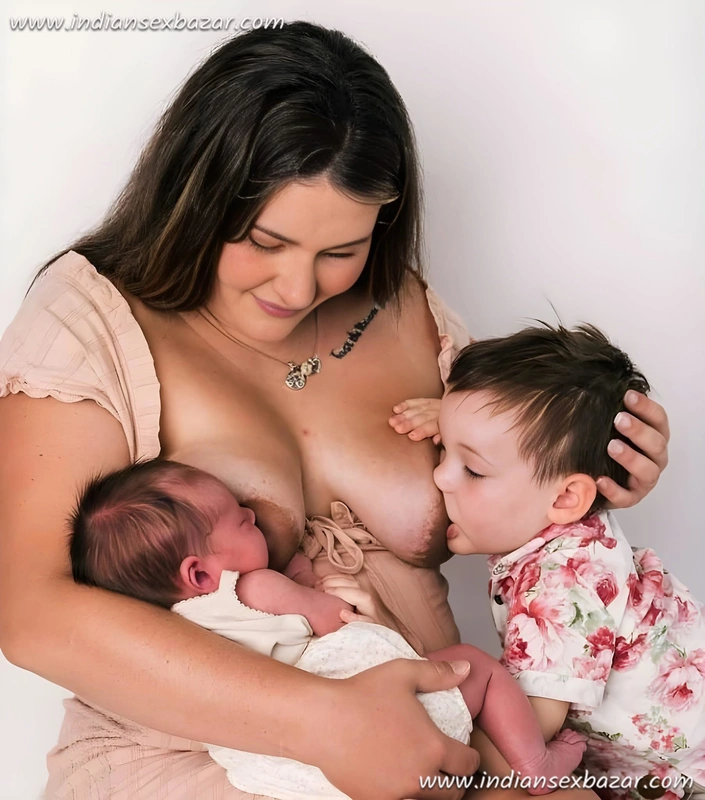 Free Watch and Download Nude Topless Mom Milk Breastfeeding Full HD Hot Photo Gallery and Pics (2)