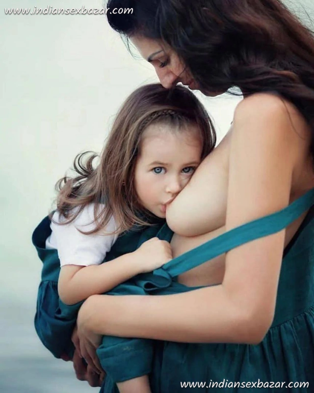 Free Watch and Download Nude Topless Mom Milk Breastfeeding Full HD Hot Photo Gallery and Pics (4)